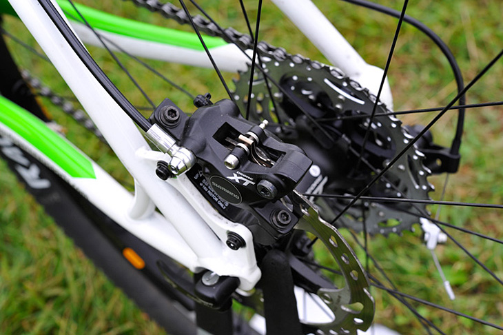 自転車 ディスク ブレーキ 調整